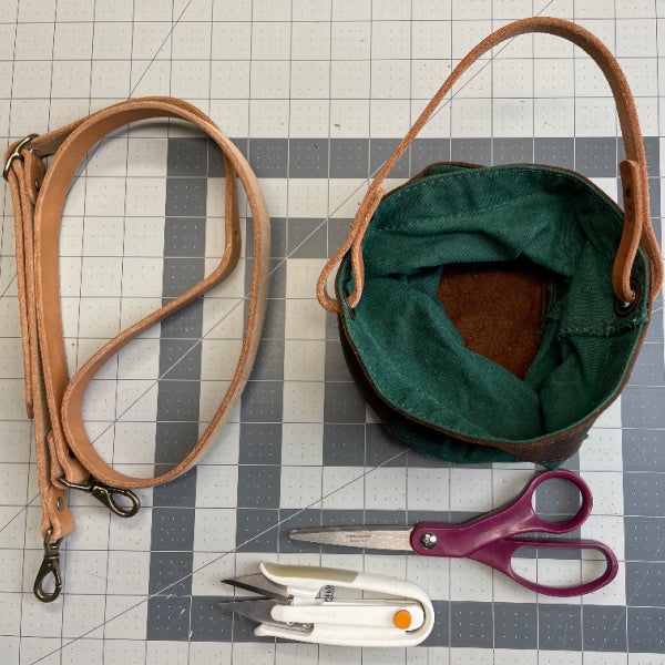 How to Easily Transform My Bucket with a Handle to a Cross-Body Bag
